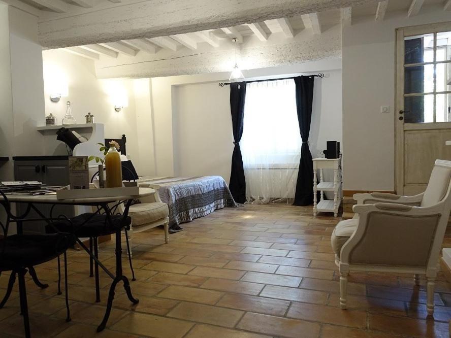 Les Gites Du Domaine De Rhodes Avignon Cameră foto